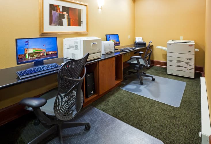 Holiday Inn Fargo photo 4