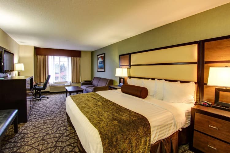 Best Western Plus Vancouver Mall Dr. Hotel & Suites photo 5