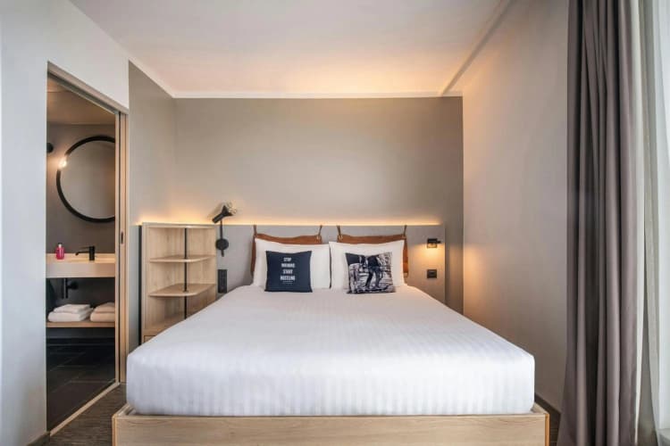 Moxy Bordeaux Hotel photo 3