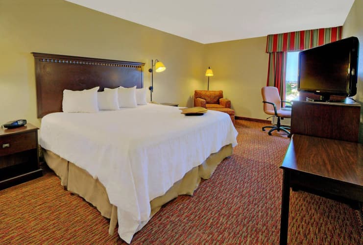 Hampton Inn Charlotte-University Place photo 4