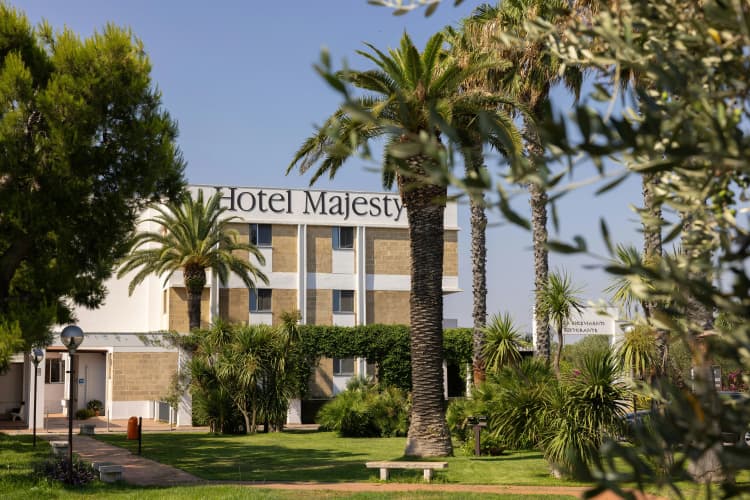 Majesty photo 2