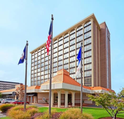 Hilton Springfield photo 2