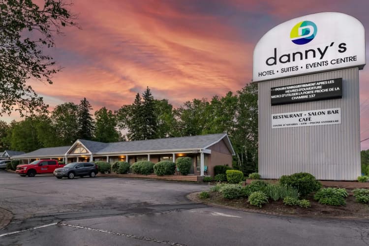 Dannys Hotel Suites, Surestay Collection By Best Western photo 2