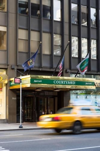 Courtyard New York Manhattan Midtown East photo 2