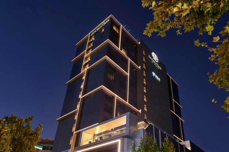 DoubleTree by Hilton Perth Northbridge photo 2