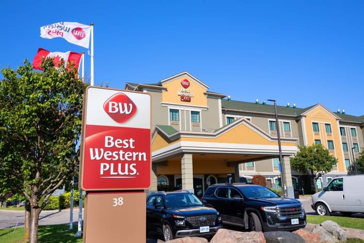 Best Western Plus Executive Inn photo 2