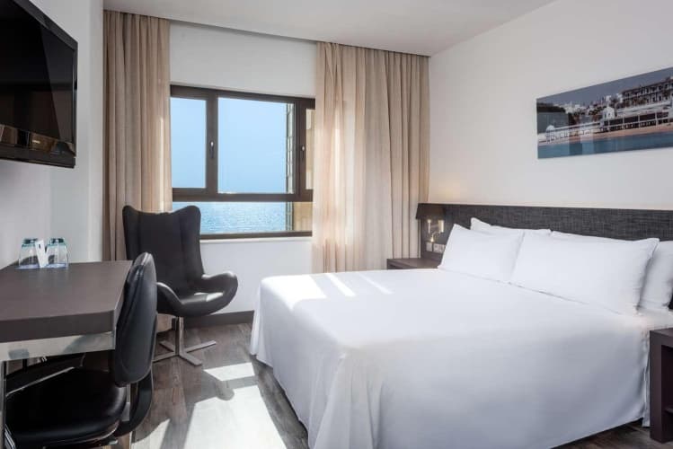 Hotel Cádiz Paseo Del Mar Affiliated By Meliá, photo 3