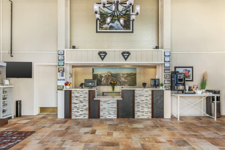 Best Western Plus Sonora Oaks Hotel & Conference Center photo 3