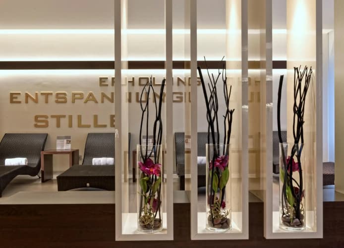 Estrel Hotel Berlin photo 2