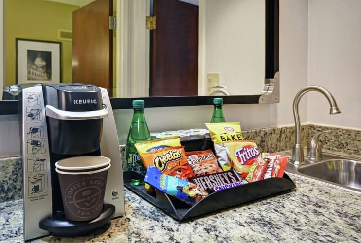 Embassy Suites by Hilton Charleston, photo 5