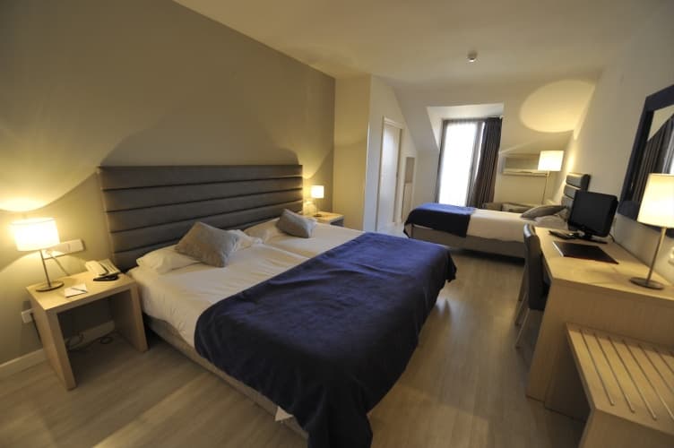 Hotel Puerta de Segovia photo 5