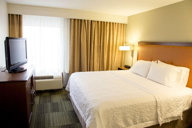 Hampton Inn & Suites Albany-Downtown photo 4