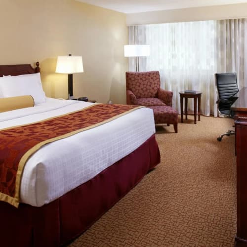 Clinton Inn Hotel & Event Center photo 5
