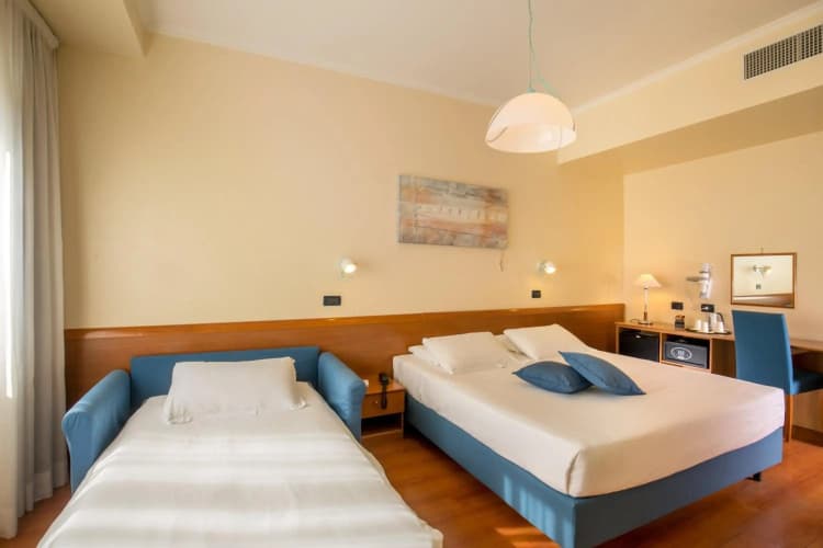 Best Western Globus Hotel photo 5