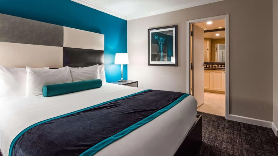 Best Western Plus Casino Royalecenter Strip photo 5