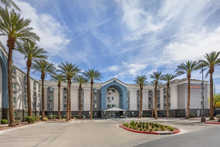 Sonesta Simply Suites Las Vegas Convention Center photo 2
