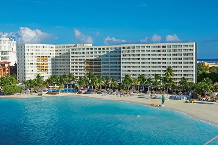 Dreams Sands Cancun Resort and Spa photo 2