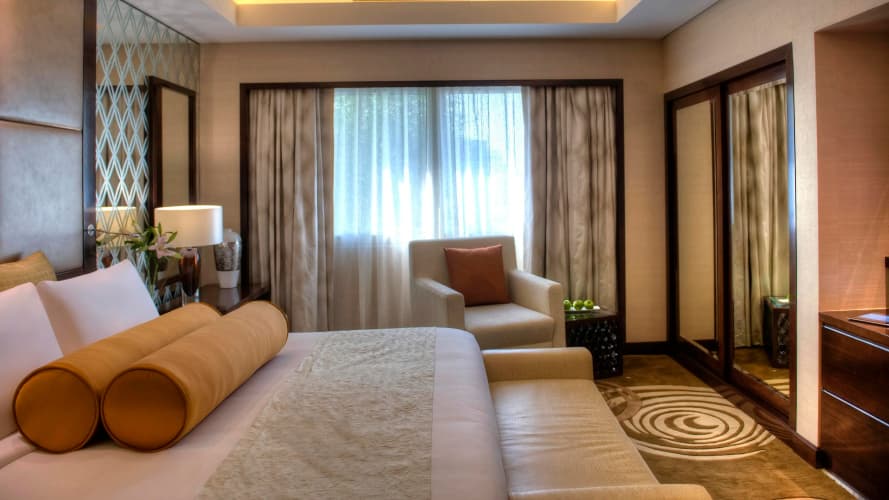 Crowne Plaza Dubai - Deira, photo 3