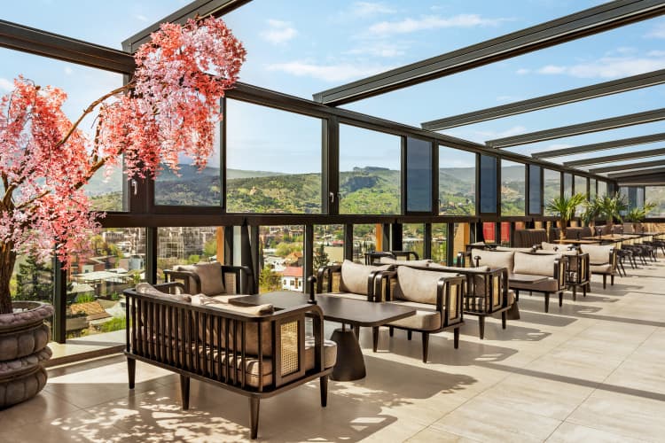 Ramada By Wyndham Tbilisi Old City photo 5