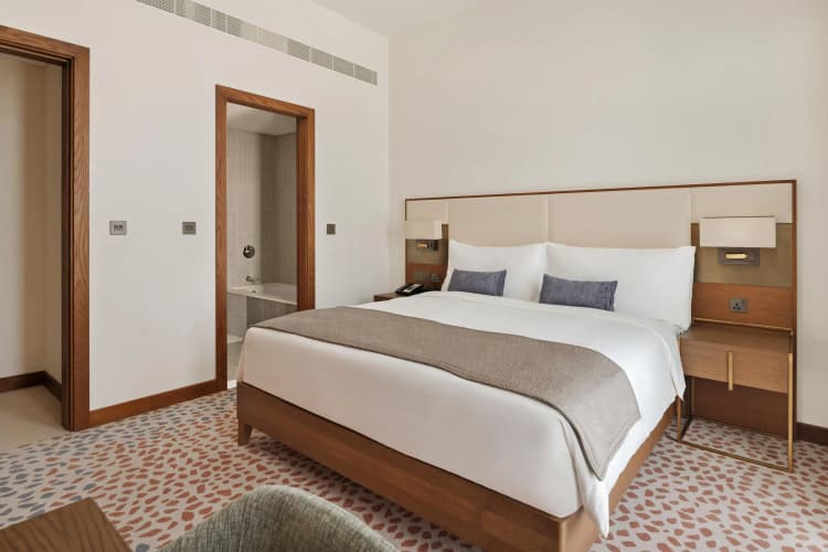 Staybridge Suites Dubai Al-Maktoum Airport photo 5