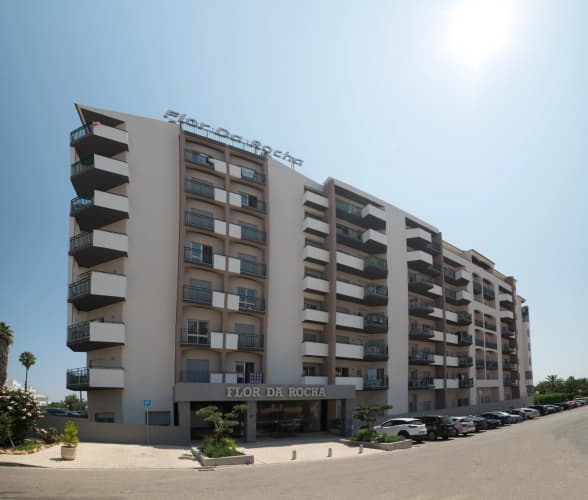 Apartamentos Turisticos Flor da Rocha, photo 4