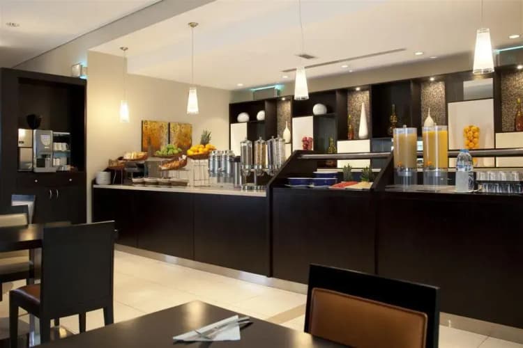 Holiday Inn Express Dubai Jumeirah, photo 2