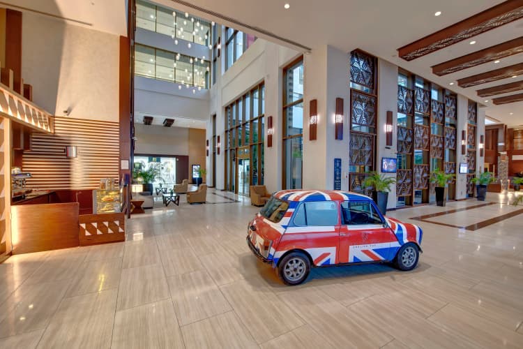 Metropolitan Hotel Dubai photo 3