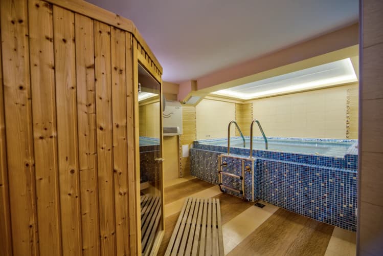 Ambient Hotel Brasov, photo 3