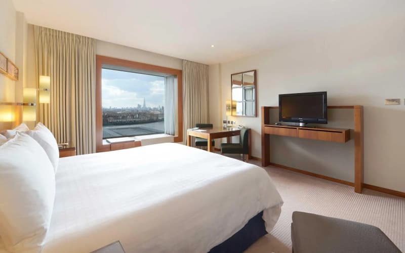 Canary Riverside Plaza Hotel, photo 4