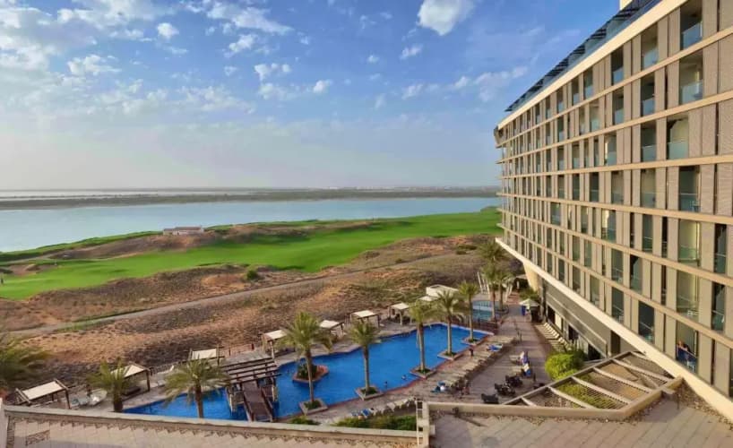 Radisson Blu Hotel Abu Dhabi Yas Island photo 2