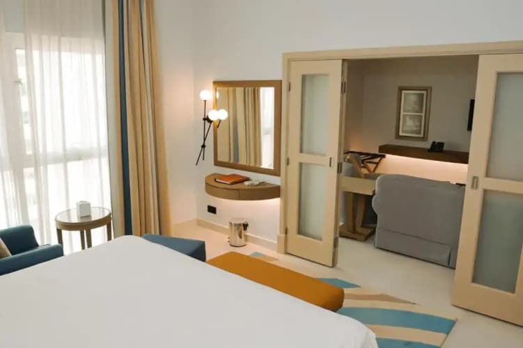 Sheraton Khalidiya Hotel photo 2
