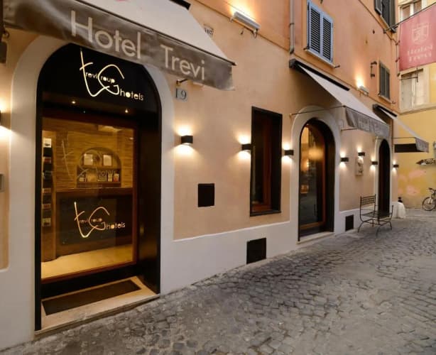 Hotel Trevi photo 2