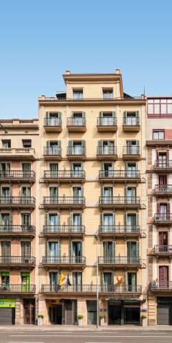 H10 Universitat Hotel - Adults Only photo 2
