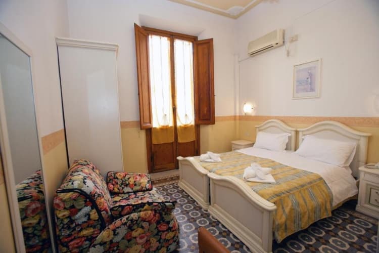 Hotel Desiree photo 3
