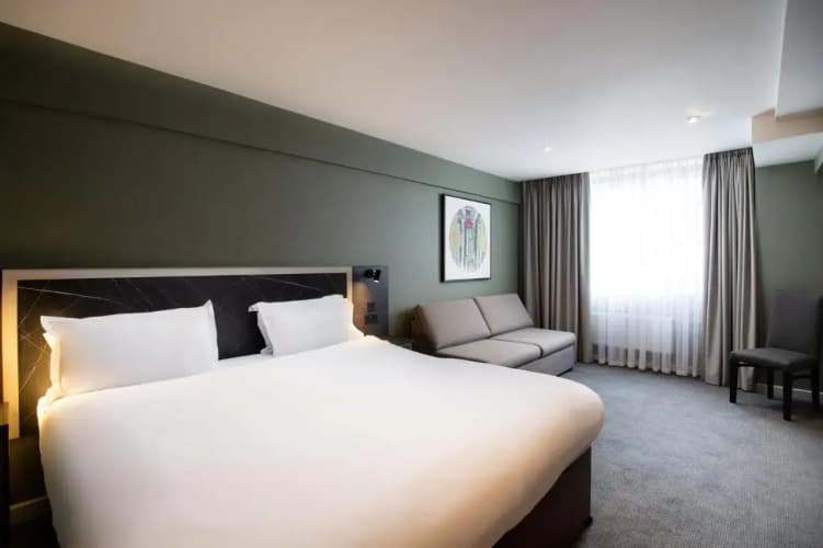 Royal National Hotel photo 3