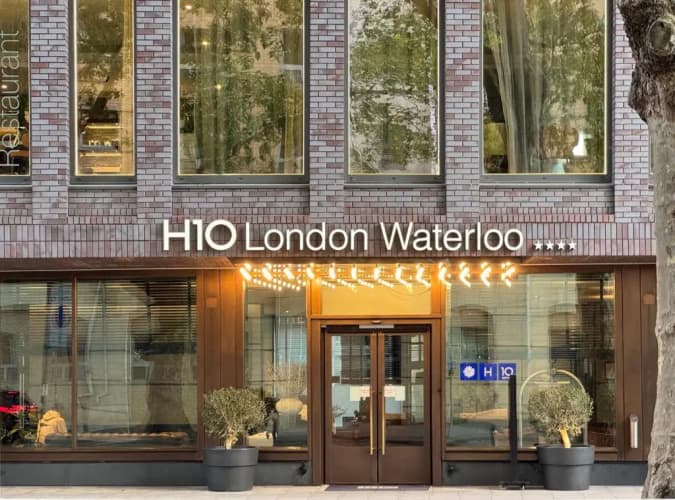 H10 London Waterloo photo 2