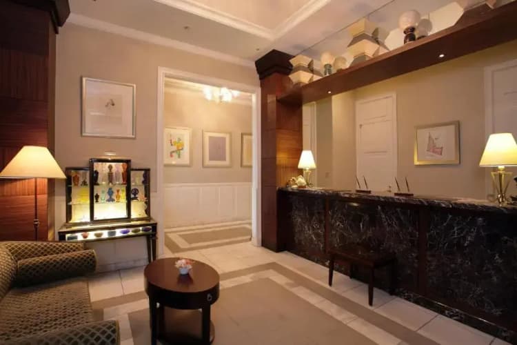 Monterey La Soeur Ginza photo 3