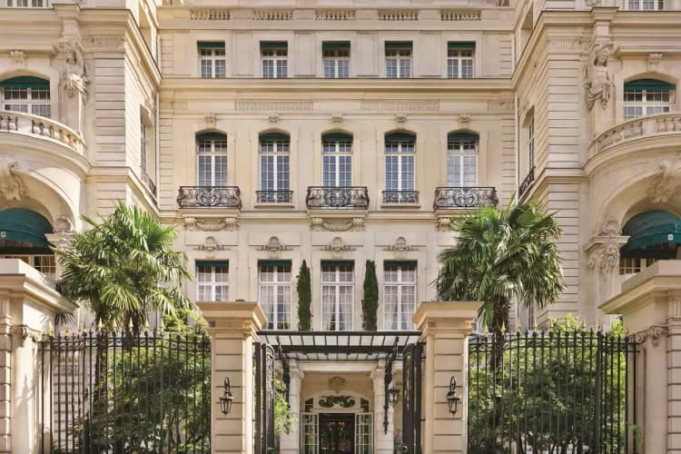 Shangri-La Hotel Paris photo 2