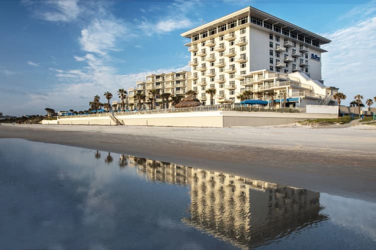 The Shores Resort & Spa, photo 2