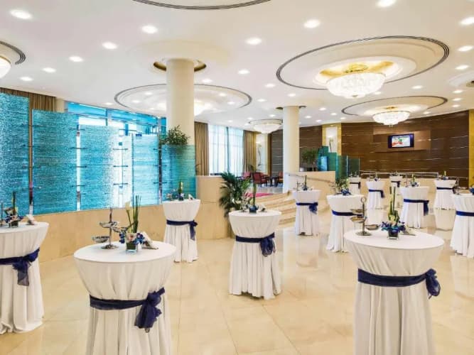Swissotel Al Murooj Dubai photo 4