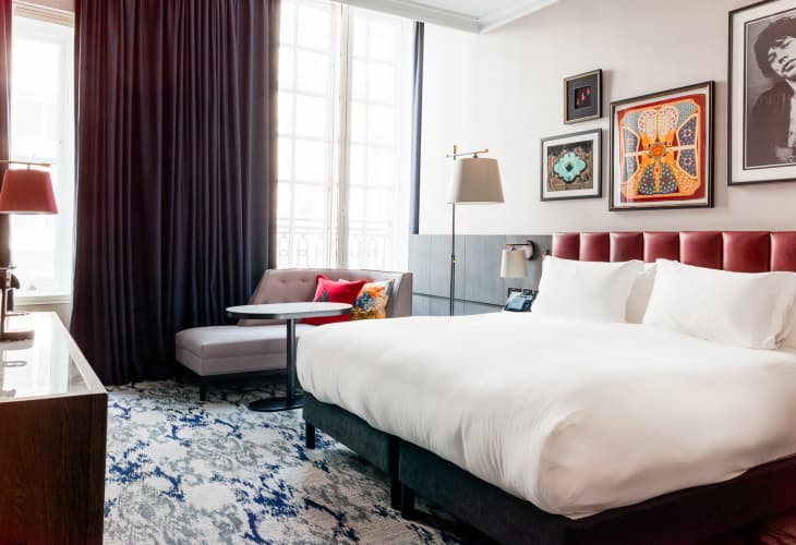 The Trafalgar St. James London, Curio Collection by Hilton, photo 3