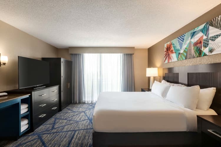 Embassy Suites by Hilton Miami International Airport photo 4