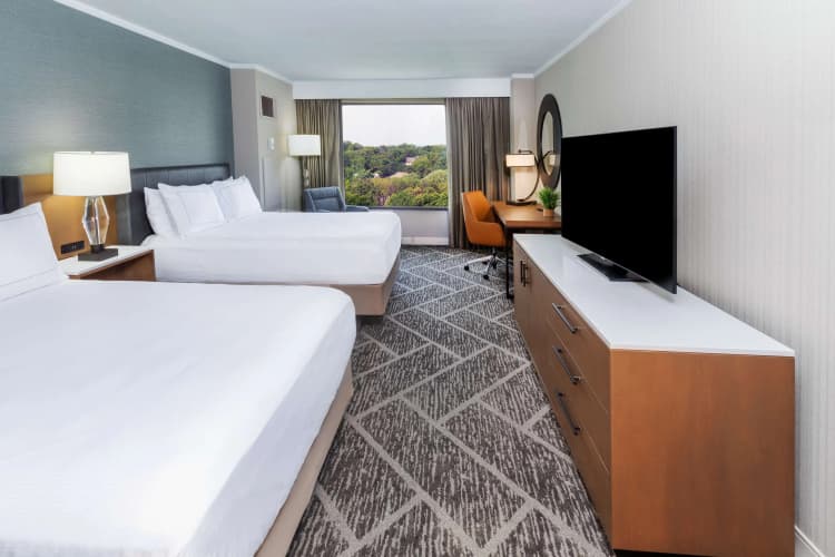DoubleTree by Hilton Hotel Tulsa - Warren Place photo 5