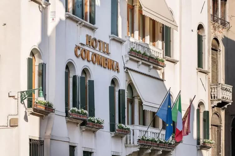 Hotel Colombina photo 2