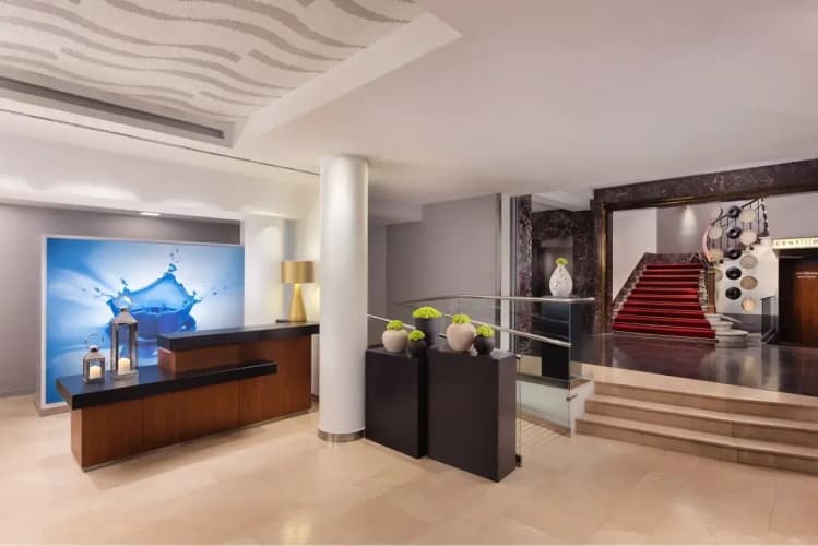 Hotel Le Meridien Barcelona photo 3
