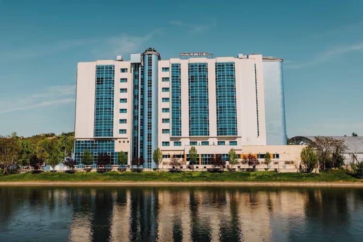 DoubleTree by Hilton Oradea photo 2