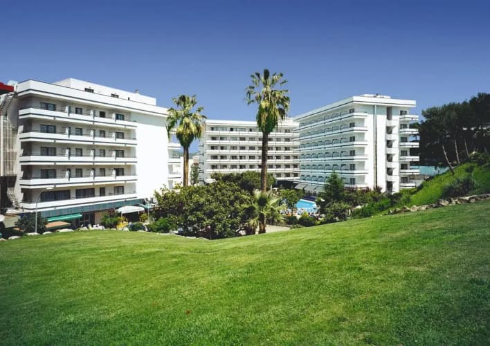 Hotel Gran Garbí, photo 2