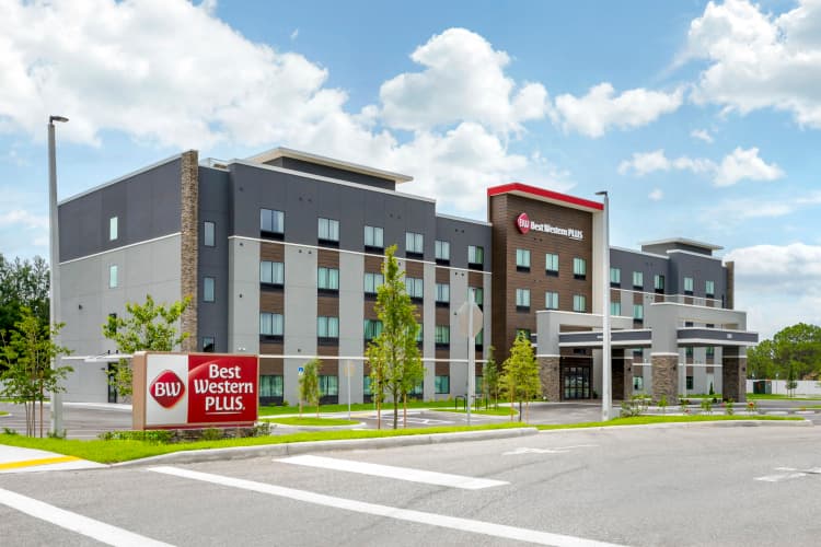 Best Western Plus Winter Haven Inn & Suites, photo 2