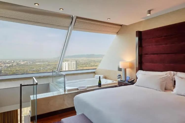 Hyatt Regency Barcelona Tower, photo 3