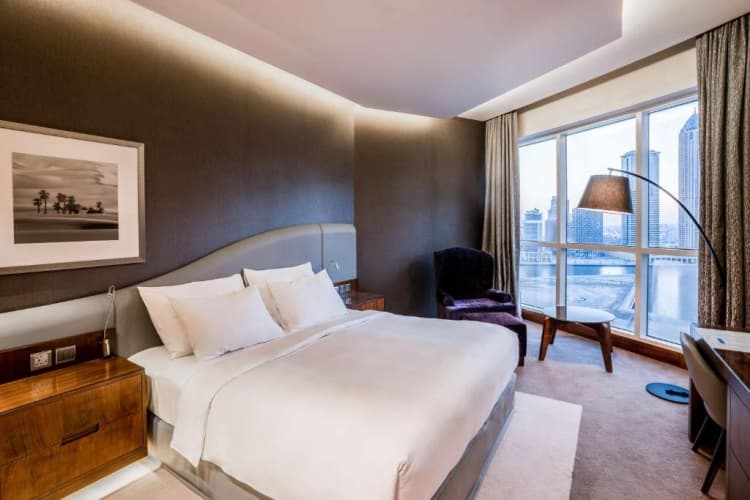 Radisson Blu Hotel Dubai Waterfront photo 4